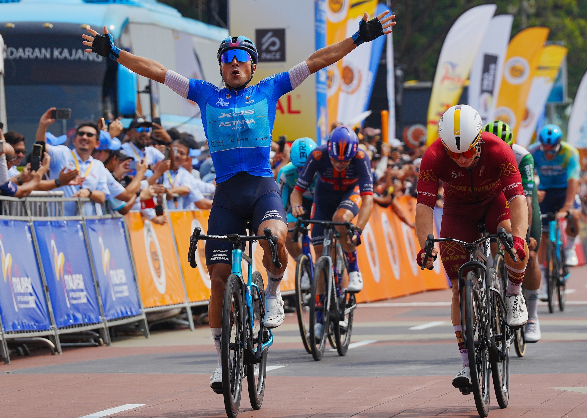 Matteo Malucelli (XDS Astana) consigue su tercera victoria de la edición de 2026 en la última etapa del Tour de Langkawi