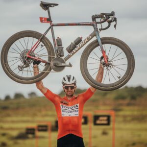 Gravel Burn introduce una 'nueva dimensión' en la clasificación de equipos en la carrera por etapas de octubre, mientras que se revelan los horarios para las series BWR y Grasshopper - Gravel Bits