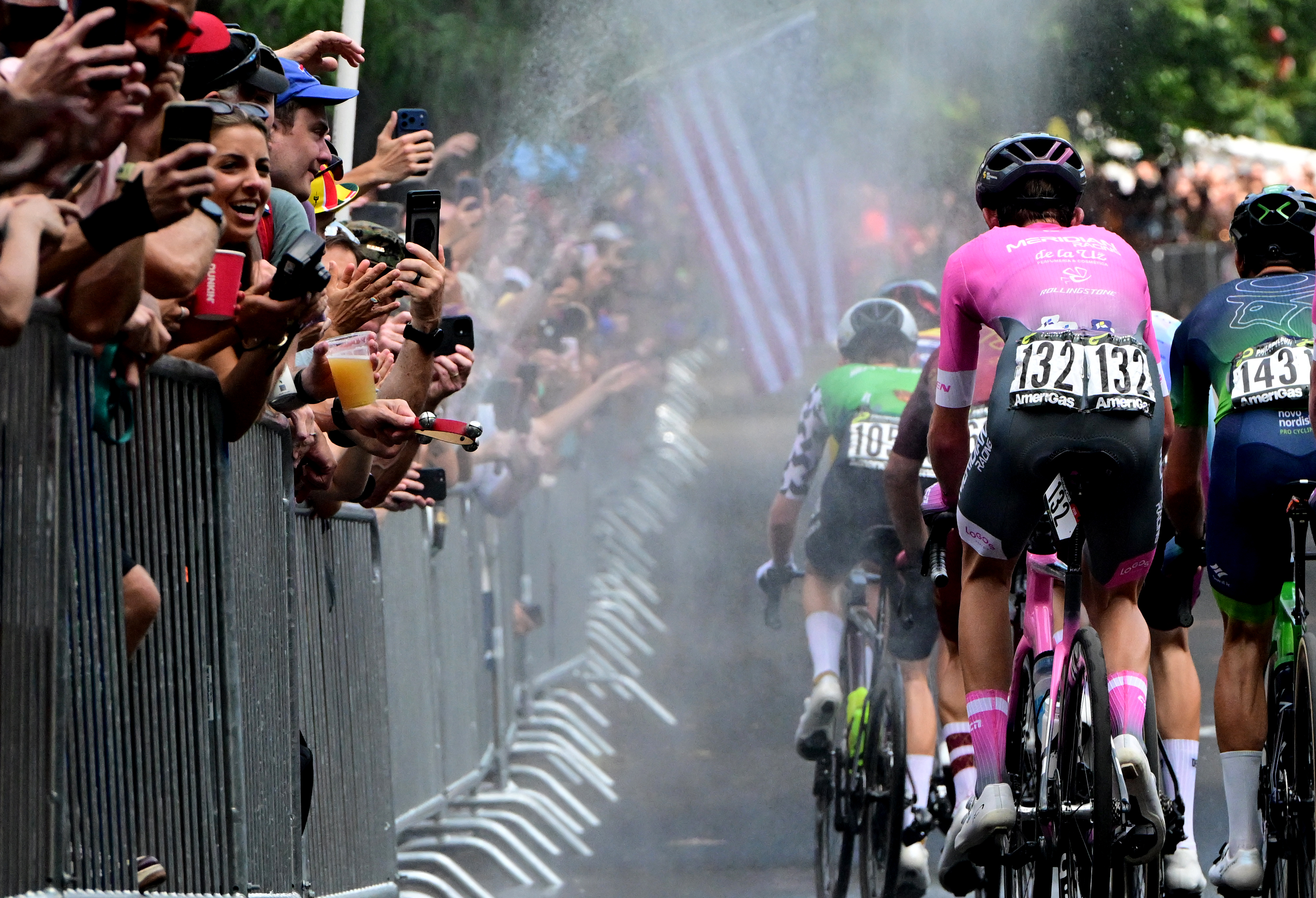 El campo en el Philadelphia Cycling Classic 2026